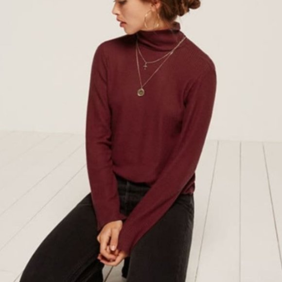 Reformation Tops - Reformation Rowan Top Turtle Neck Long Sleeve Ribbed Top in Burgundy Red Size S